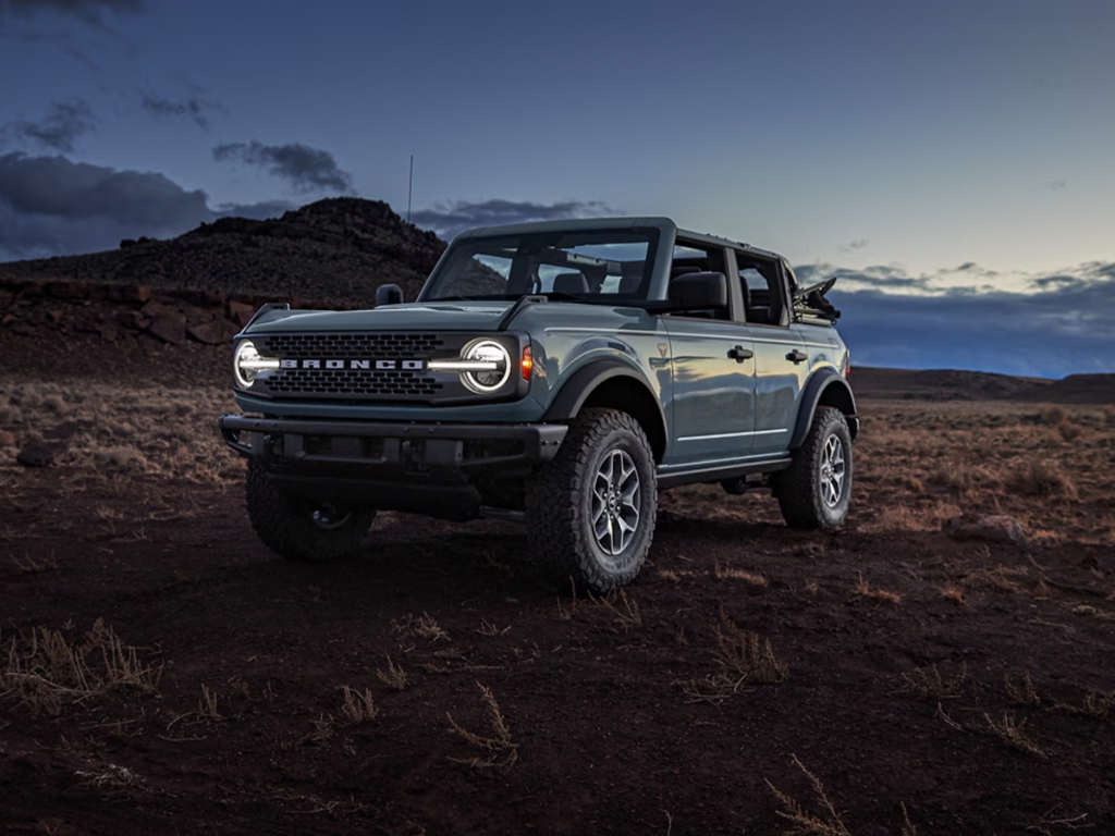 The new 2025 Ford Bronco sits parked at dusk on the plains. Shop for your new Ford Bronco at Cleveland Ford near Chattanooga.