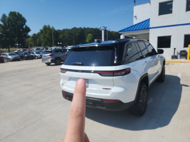 2022 Jeep Grand Cherokee Trailhawk