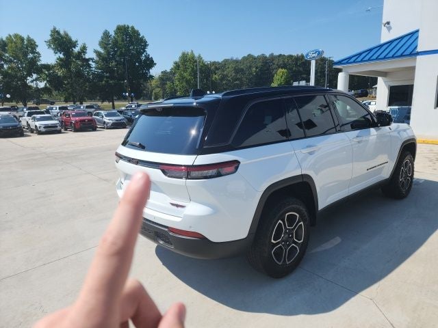 2022 Jeep Grand Cherokee Trailhawk