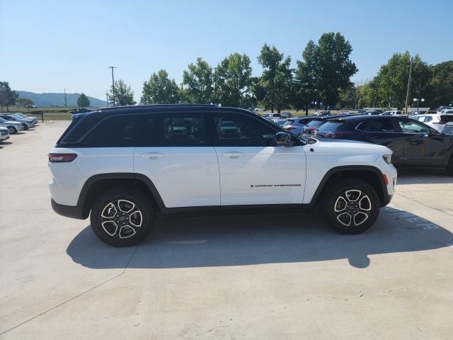 2022 Jeep Grand Cherokee Trailhawk