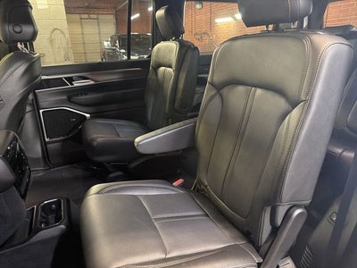 2025 Jeep Wagoneer Series III