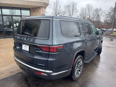 2022 Jeep Wagoneer Series III
