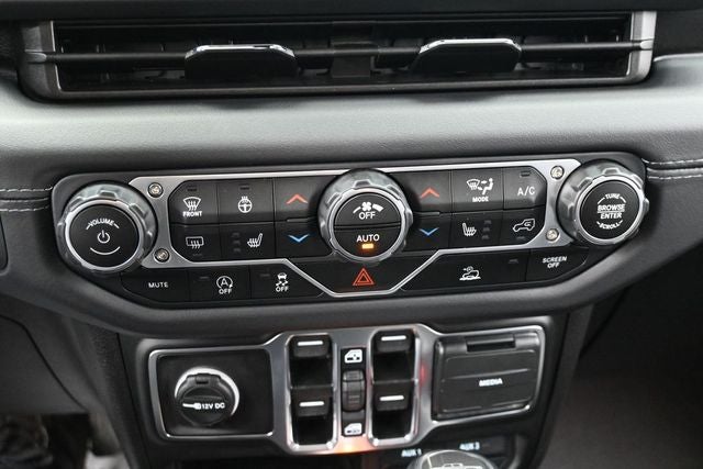 2025 Jeep Gladiator High Tide