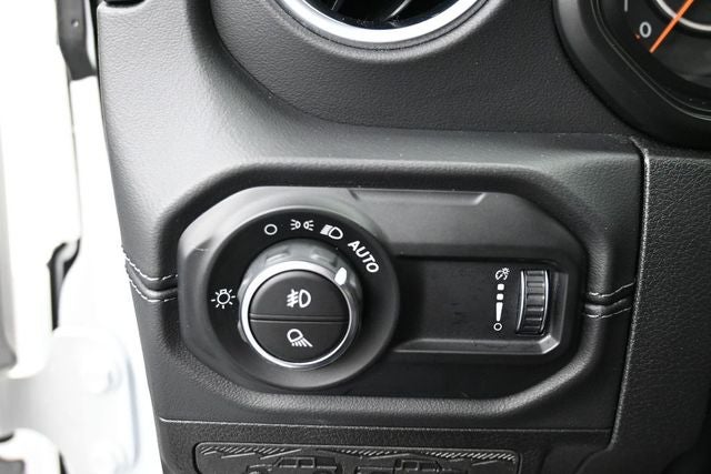2025 Jeep Gladiator High Tide