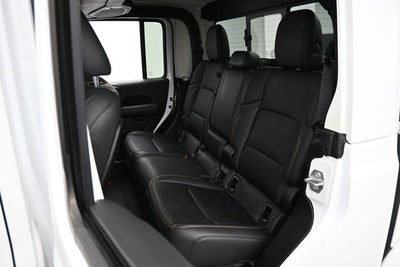 2025 Jeep Gladiator High Tide