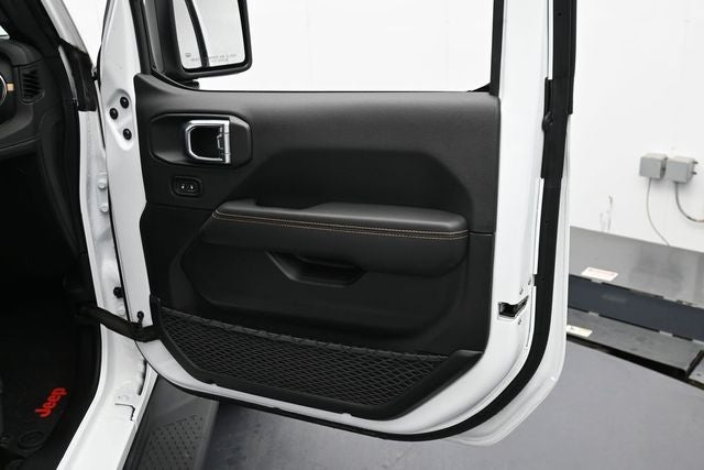 2025 Jeep Gladiator High Tide