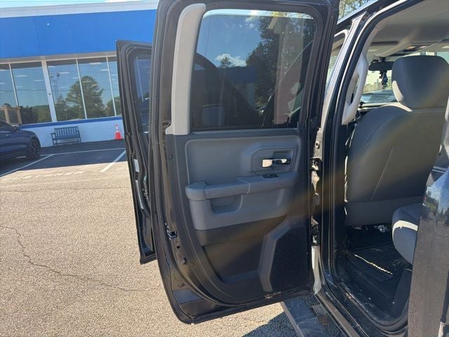 2017 RAM 1500 SLT