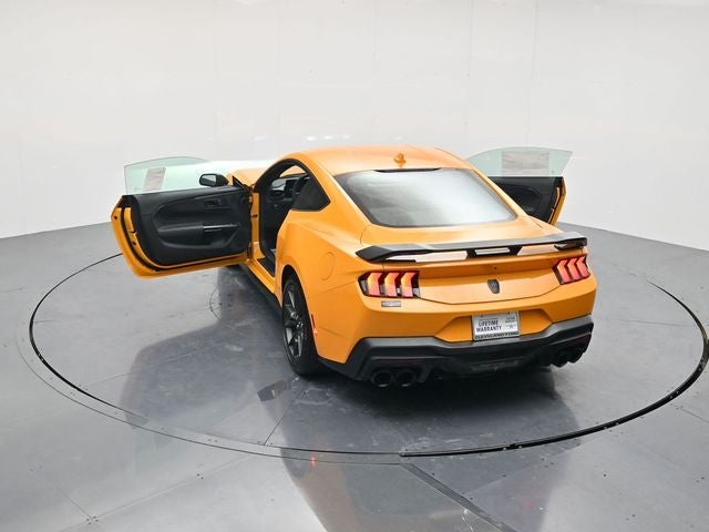 2026 Ford Mustang Dark Horse