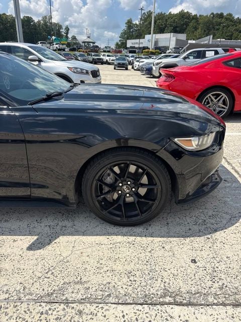 2017 Ford Mustang EcoBoost