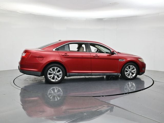 2010 Ford Taurus SEL