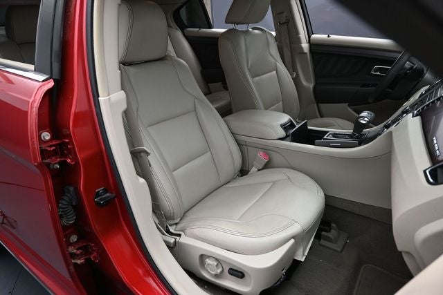 2010 Ford Taurus SEL