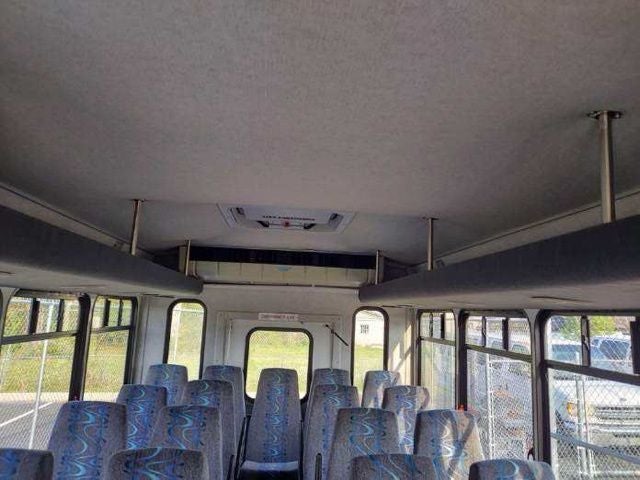 2007 Ford E-450SD Base