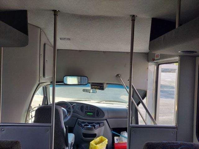 2007 Ford E-450SD Base