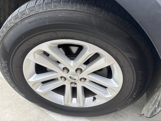 2015 Ford Explorer Base