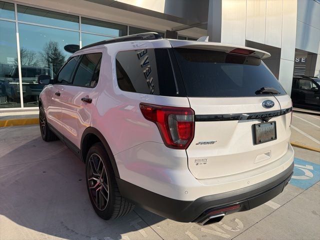 2016 Ford Explorer Sport