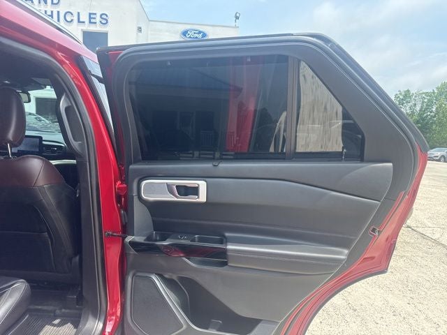 2021 Ford Explorer Platinum