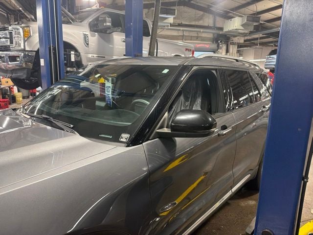2021 Ford Explorer Platinum