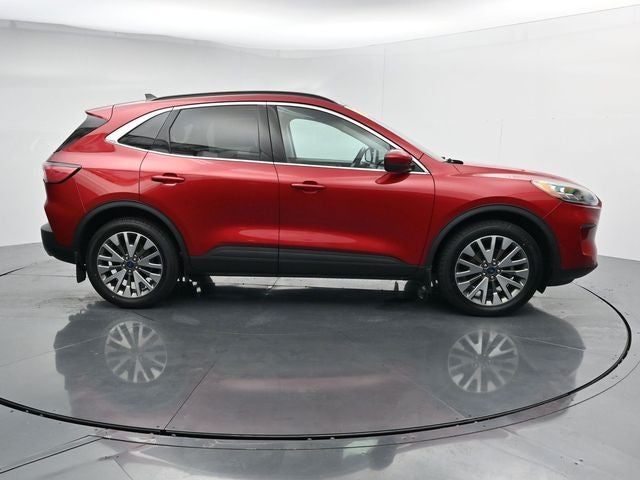 2022 Ford Escape Titanium Panoramic Sunroof Class II Trailer Tow Package