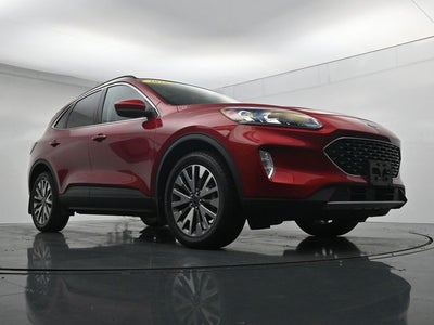 2022 Ford Escape Titanium Panoramic Sunroof Class II Trailer Tow Package