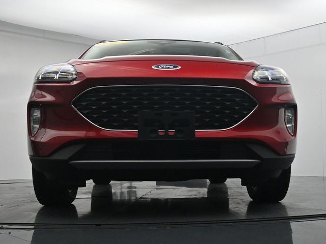 2022 Ford Escape Titanium Panoramic Sunroof Class II Trailer Tow Package