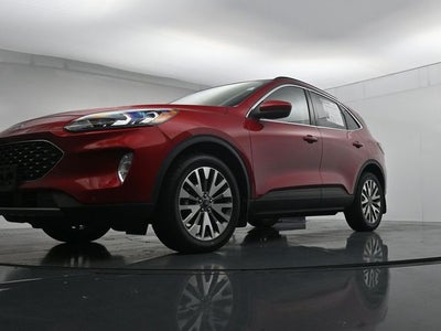 2022 Ford Escape Titanium Panoramic Sunroof Class II Trailer Tow Package