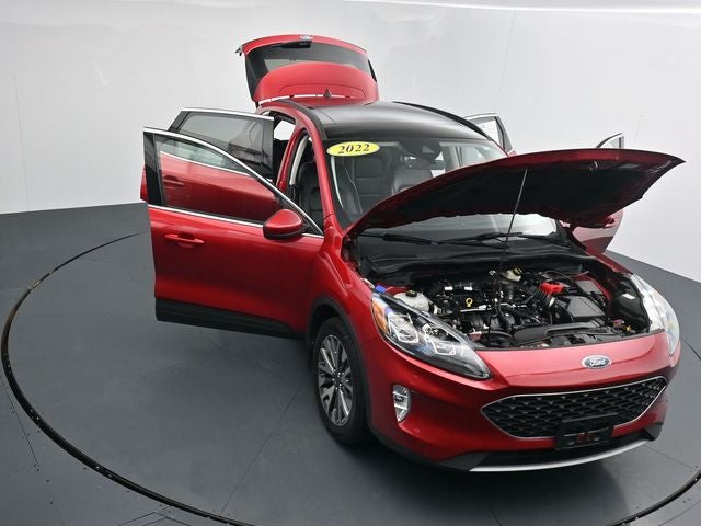 2022 Ford Escape Titanium Panoramic Sunroof Class II Trailer Tow Package