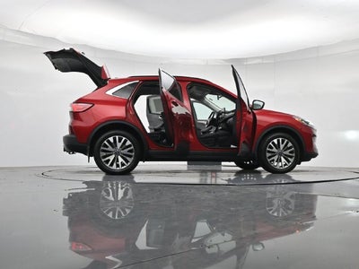 2022 Ford Escape Titanium Panoramic Sunroof Class II Trailer Tow Package