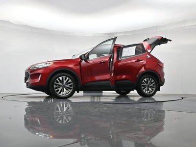 2022 Ford Escape Titanium Panoramic Sunroof Class II Trailer Tow Package