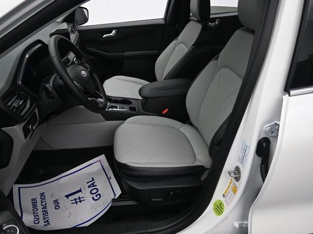 2026 Ford Escape Platinum