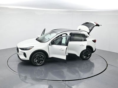 2026 Ford Escape Platinum