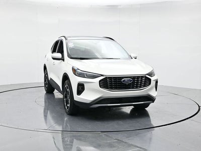 2026 Ford Escape Platinum