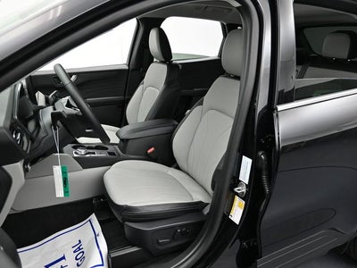 2026 Ford Escape Hybrid Platinum