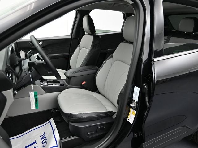 2026 Ford Escape Hybrid Platinum