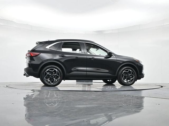 2026 Ford Escape Hybrid Platinum