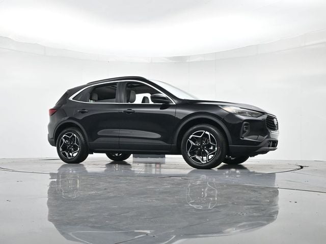 2026 Ford Escape Hybrid Platinum