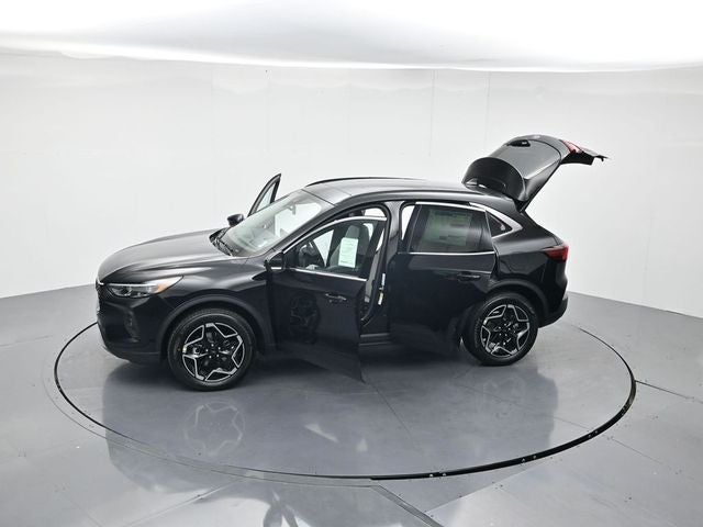 2026 Ford Escape Hybrid Platinum