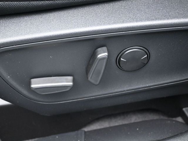 2025 Ford Escape Hybrid ST-Line Select