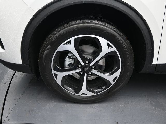2025 Ford Escape Hybrid ST-Line Select