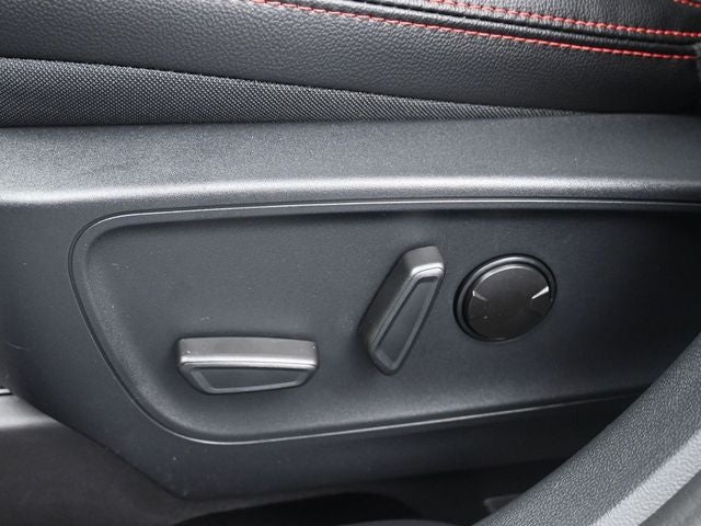 2026 Ford Escape ST-Line Elite