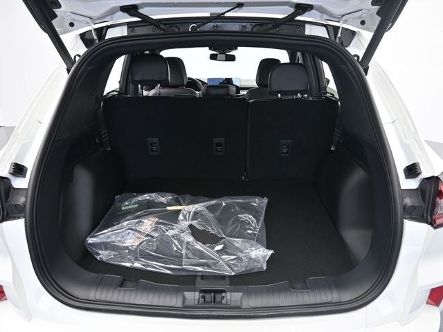 2026 Ford Escape ST-Line Elite