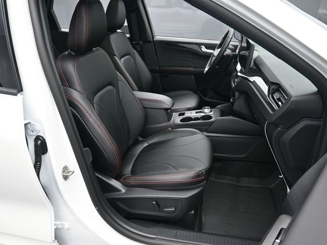 2026 Ford Escape ST-Line Elite