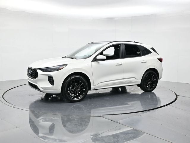 2026 Ford Escape ST-Line Elite
