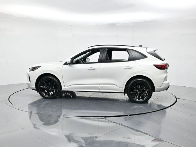 2026 Ford Escape ST-Line Elite