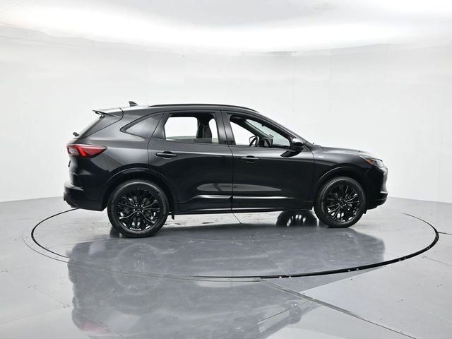 2026 Ford Escape ST-Line Elite