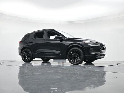 2026 Ford Escape ST-Line Elite