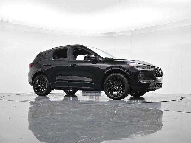 2026 Ford Escape ST-Line Elite
