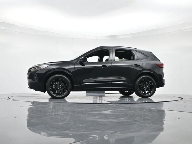 2026 Ford Escape ST-Line Elite