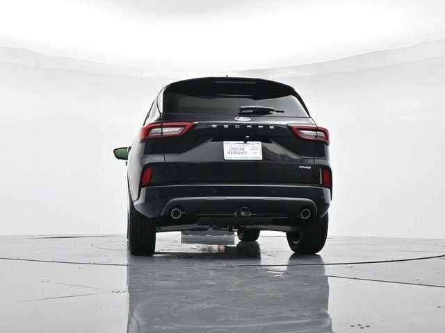 2026 Ford Escape ST-Line Elite