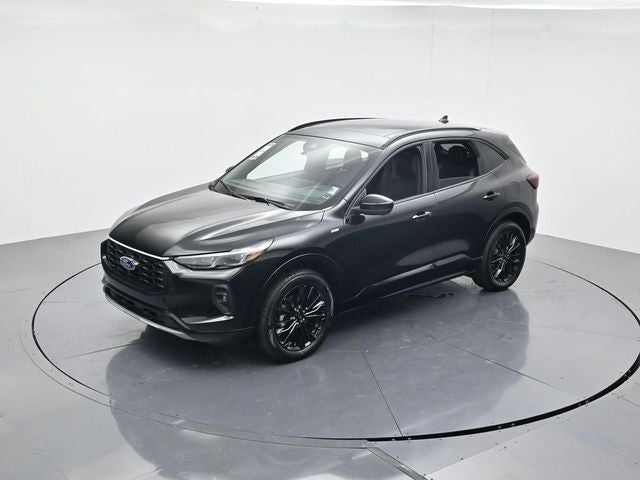 2026 Ford Escape ST-Line Elite