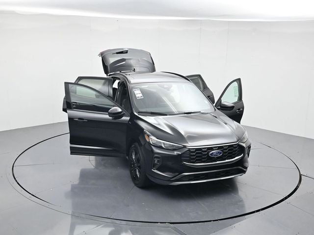2026 Ford Escape ST-Line Elite